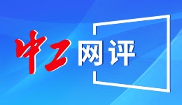 49岁曾黎蓝裙亮相晋城：中年优雅如何撬动社交热潮？